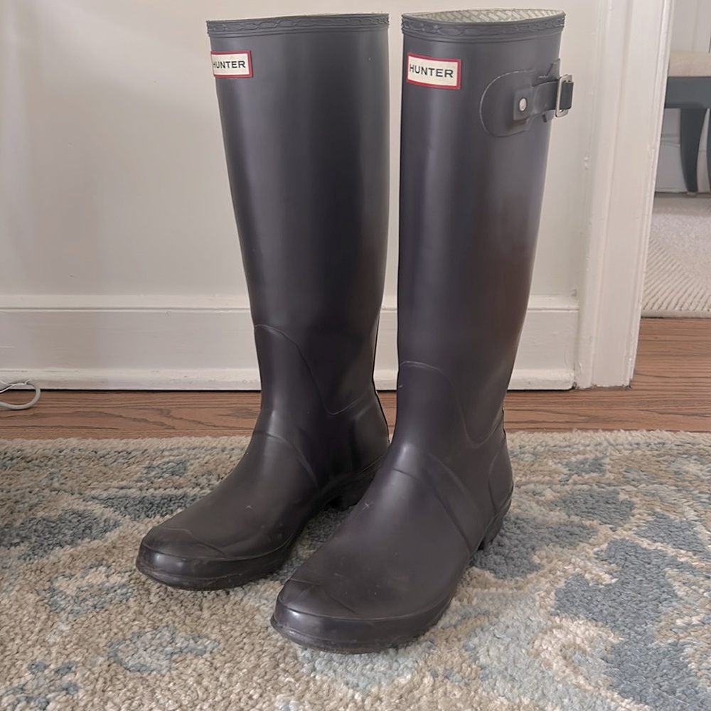 Hunter Classic Tall Waterproof Boots - Picture 3 of 10
